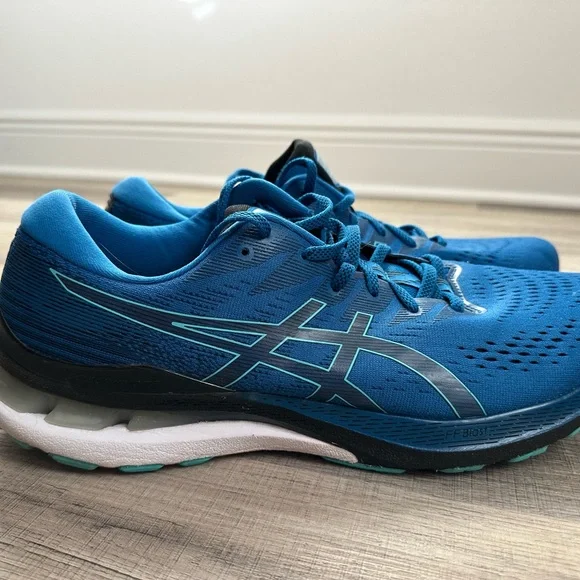 ASICS Men's Blue and Black Athletic Shoes - Picture 1 of 4